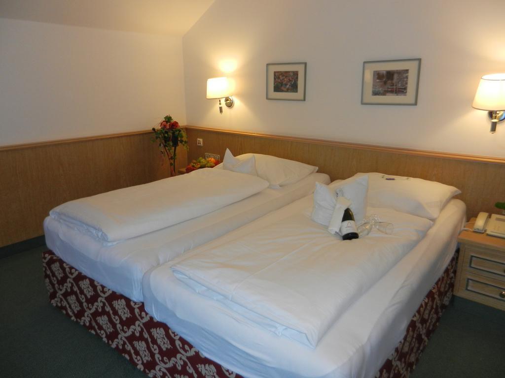 Hotel Am Kofel - Gesundheitszentrum اوبرامرغو الغرفة الصورة